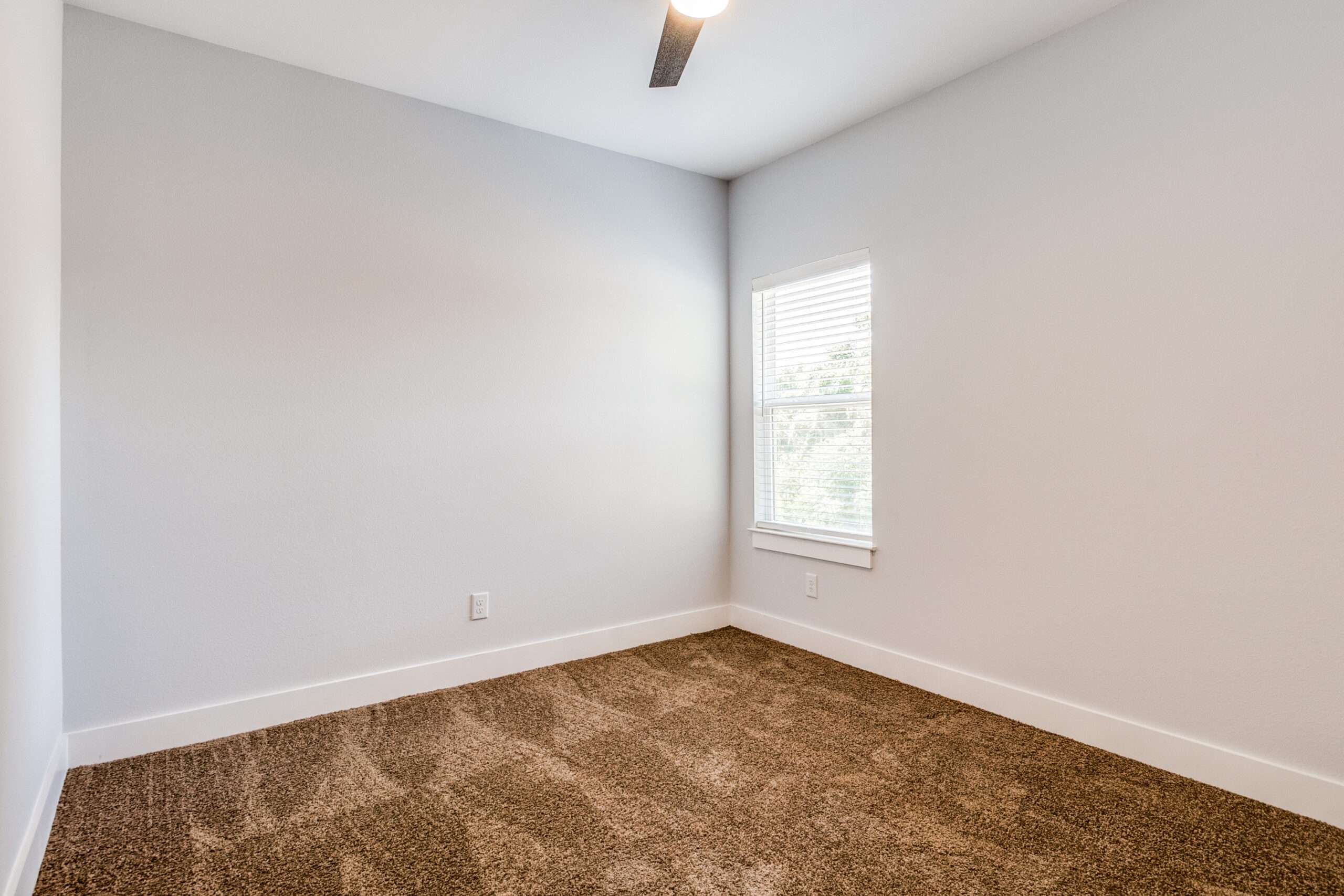 3910-jamaica-st-dallas-tx-75210-High-Res-26