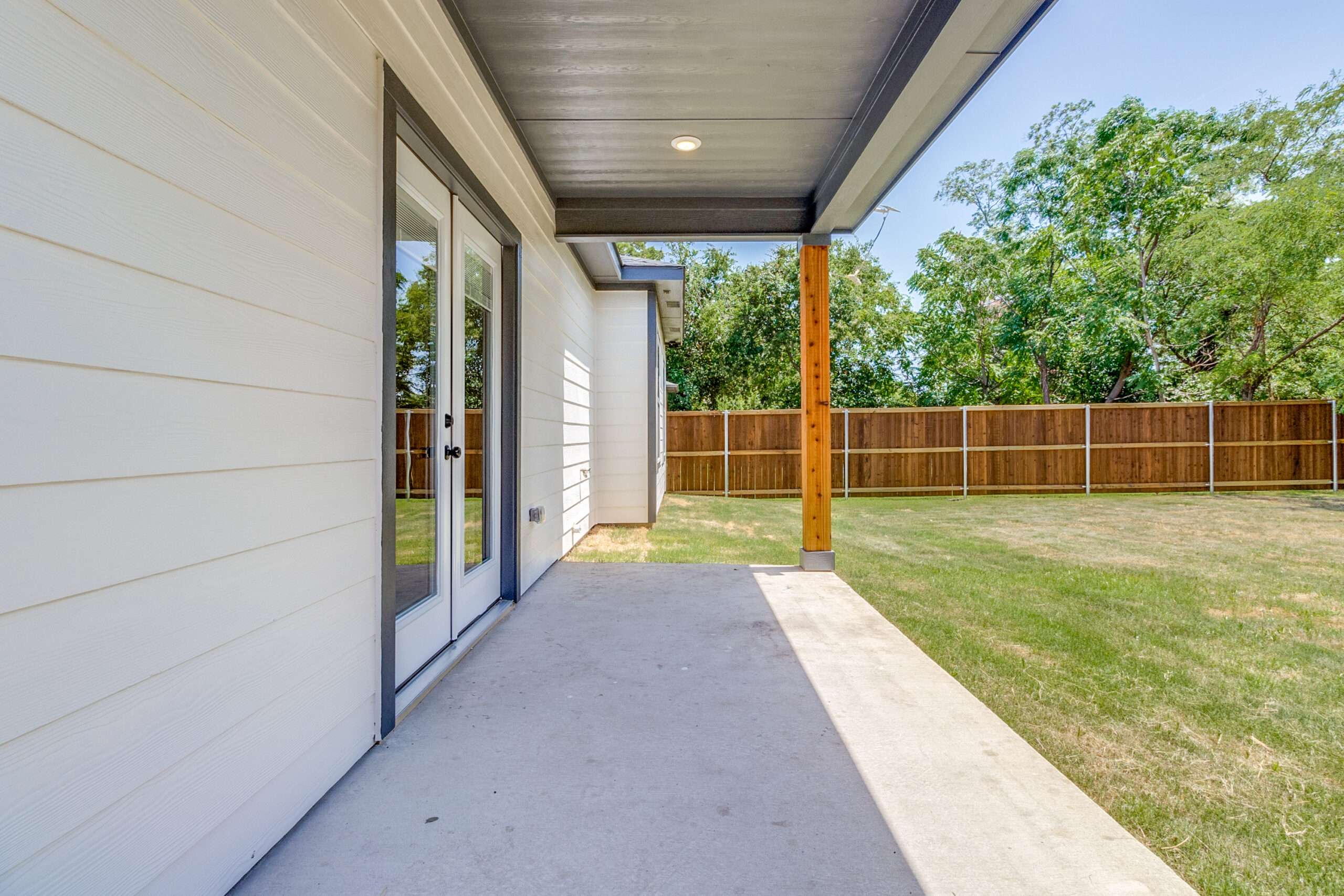 3910-jamaica-st-dallas-tx-75210-High-Res-31