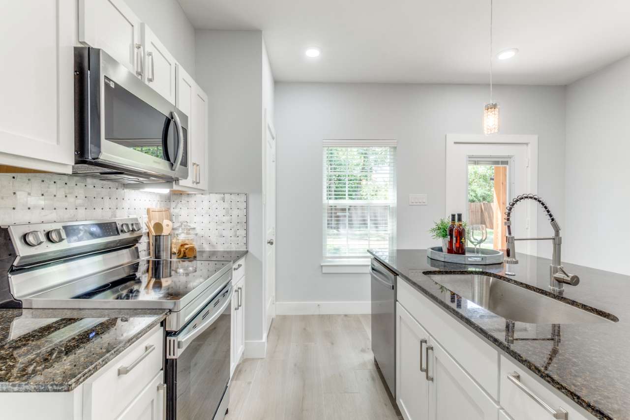 3914-jamaica-st-dallas-tx-75210-High-Res-14