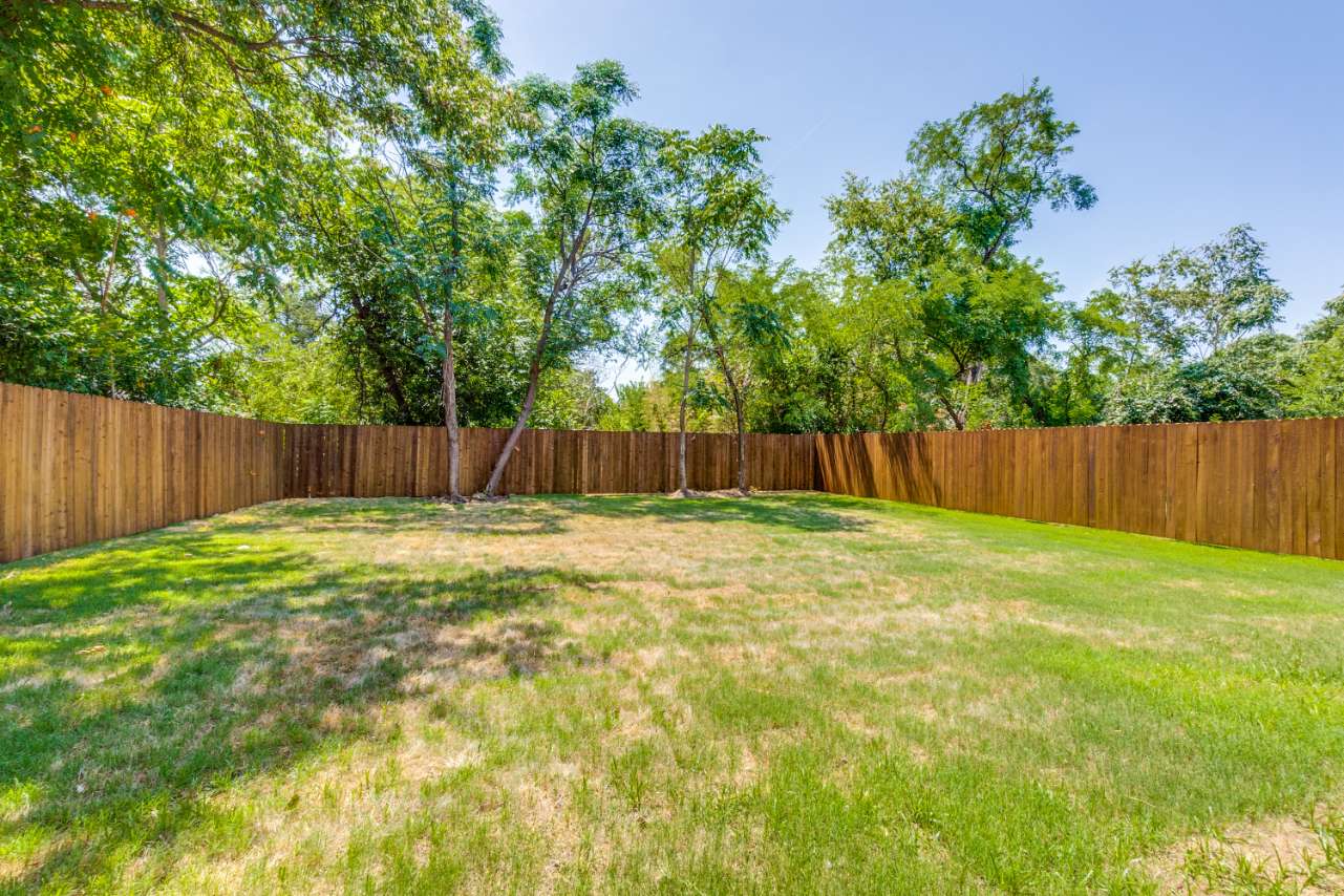 3914-jamaica-st-dallas-tx-75210-High-Res-34