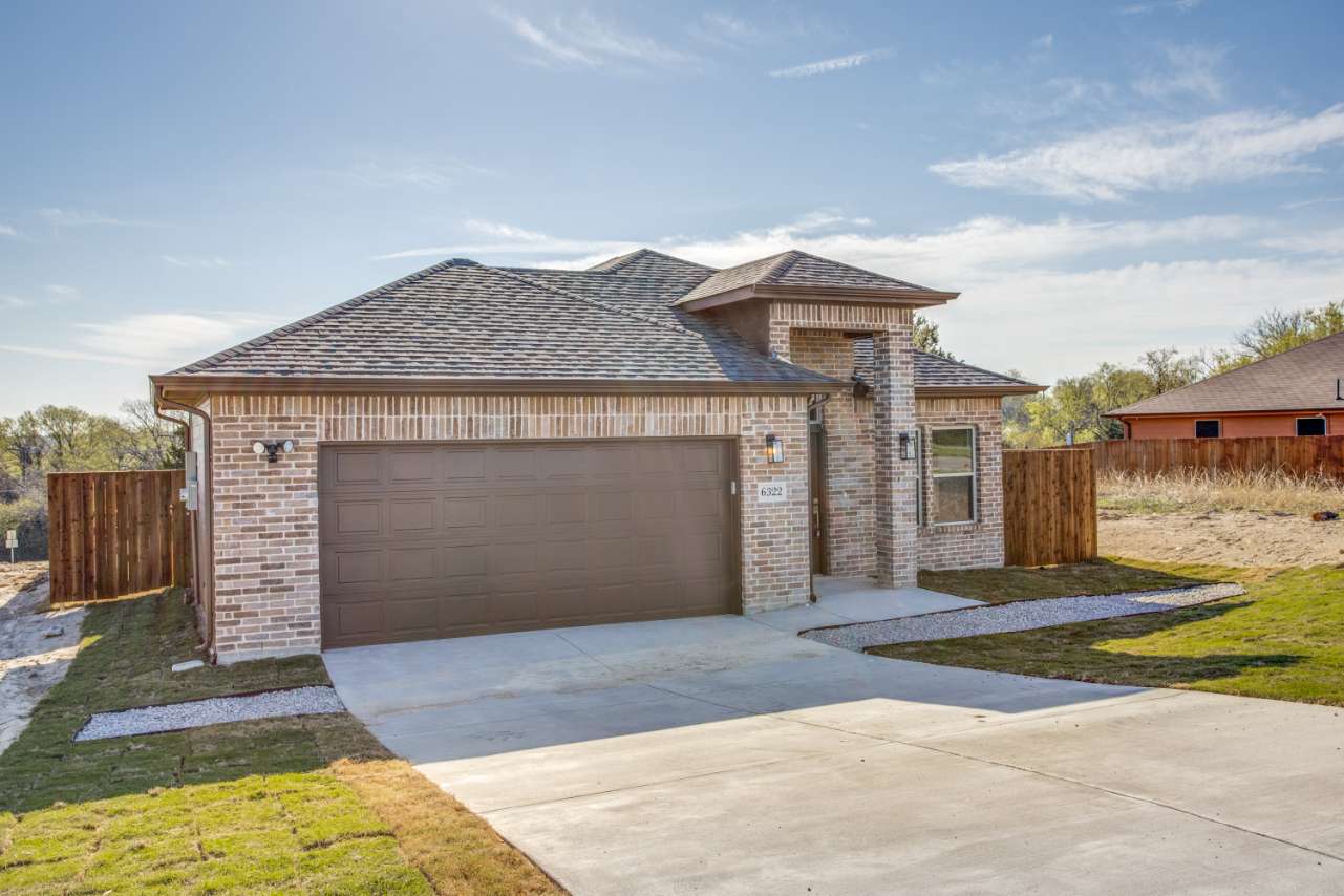 6322-s-lancaster-rd-dallas-tx-75241-High-Res-2