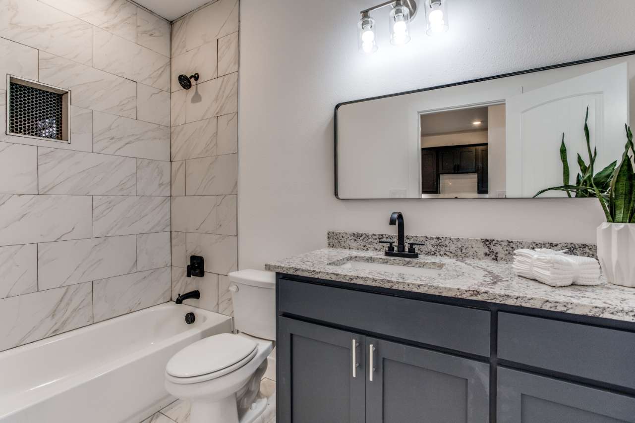 6322-s-lancaster-rd-dallas-tx-75241-High-Res-20