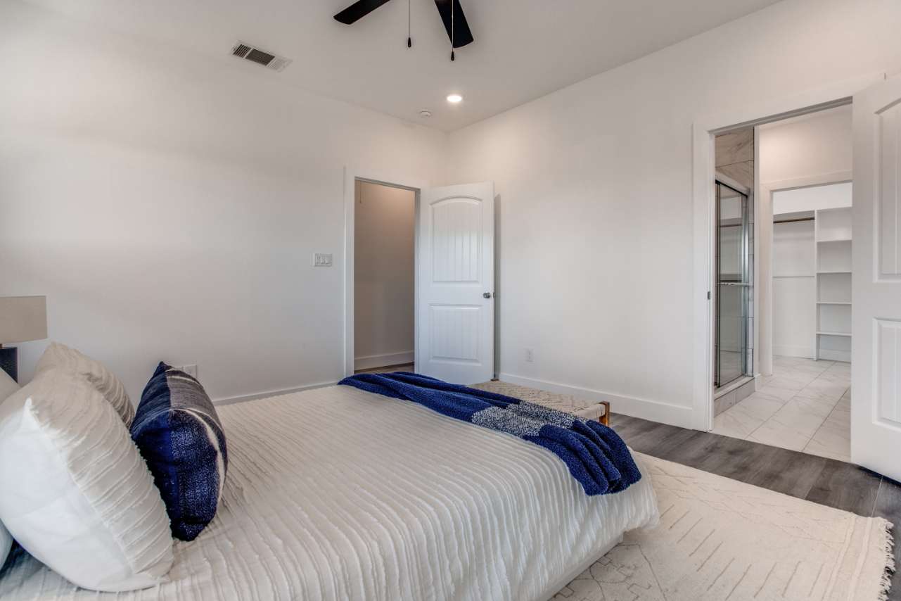 6322-s-lancaster-rd-dallas-tx-75241-High-Res-23