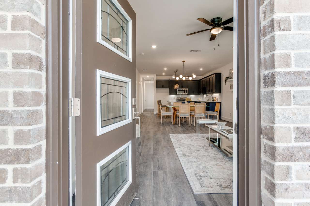 6322-s-lancaster-rd-dallas-tx-75241-High-Res-5